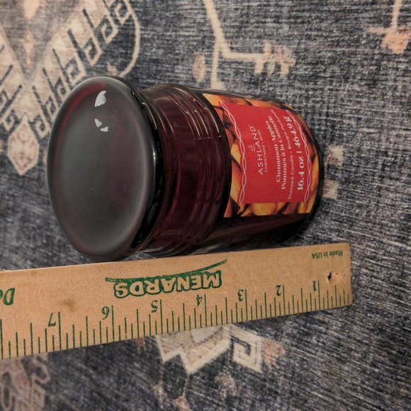 Ashland Christmas Noel Cinnamon Apples scented candle - Picture 6 of 6